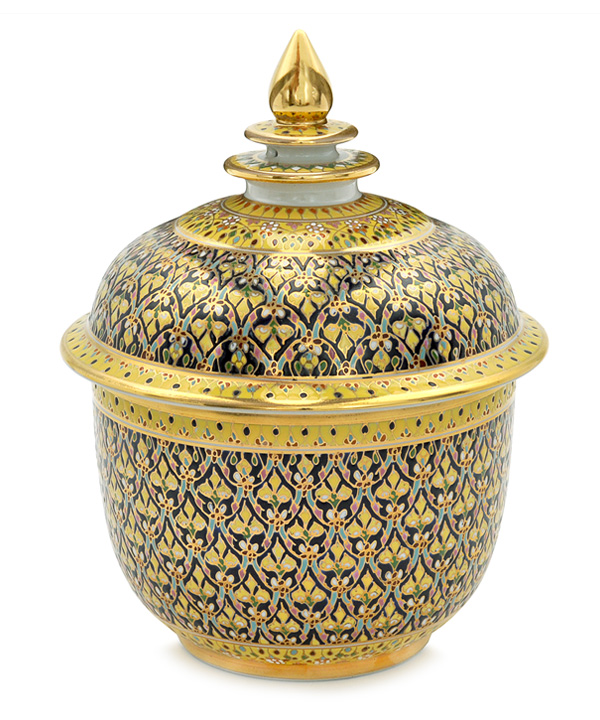 Benjarong jar 5 Inches in Phum-Ta pattern on Navy-Blue color