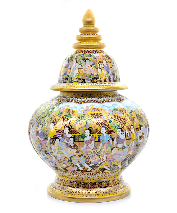 Ma-Yom shape jar, Thai culture pattern