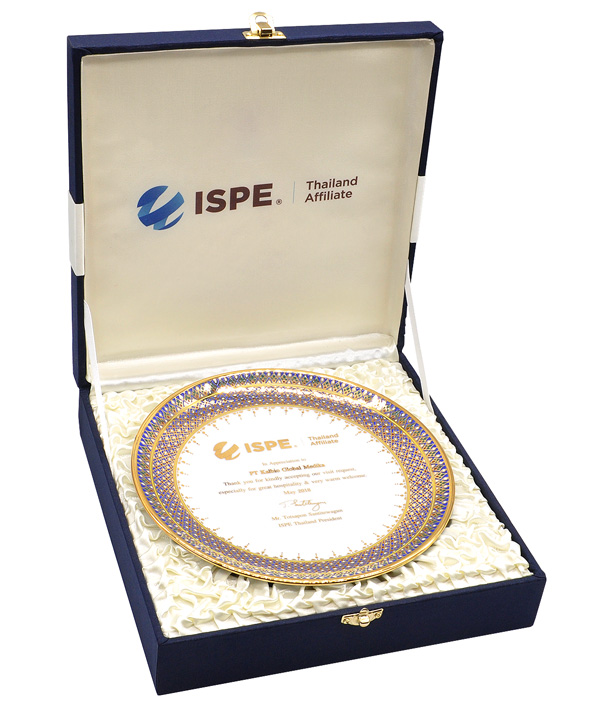 Benjarong trophy order by ISPE