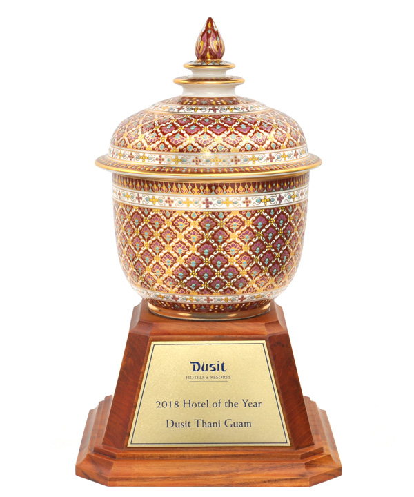 Benjarong trophy