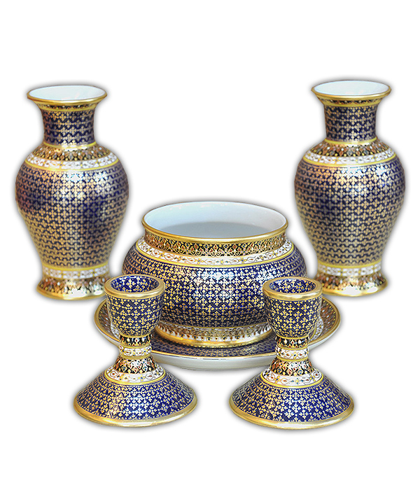 Buddha ritual set, Pikul-Tong pattern, matte skin. 6 inch vase