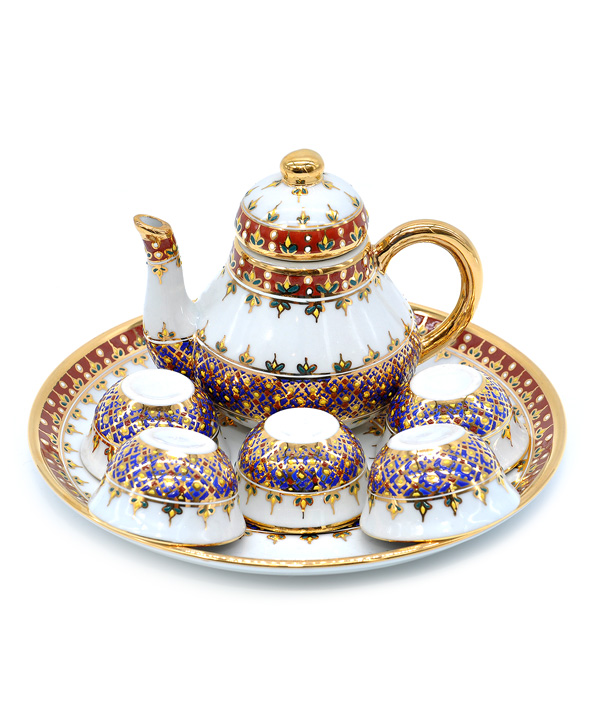 Chomphu benjarong teaset small size Yod-Tien half pattern