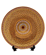 12 Inches show plate in Key-Yark pattern. Red tone