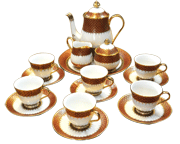 ชุดกาแฟ เบญจรงค์ สำหรับ 6 ที่ ทรงจุกแป้น ลายพิกุลทอง