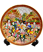 8 inches Show plate in Song-Kran festival pattern