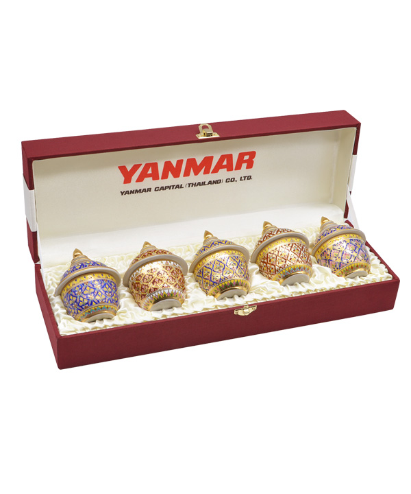 โถเบญจรงค์ 2 นิ้ว แพ๊ค 5 ใบ ในกล่องผ้าไหม งาน YANMAR - Click Image to Close